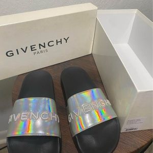 Givenchy Hologram Logo Slide